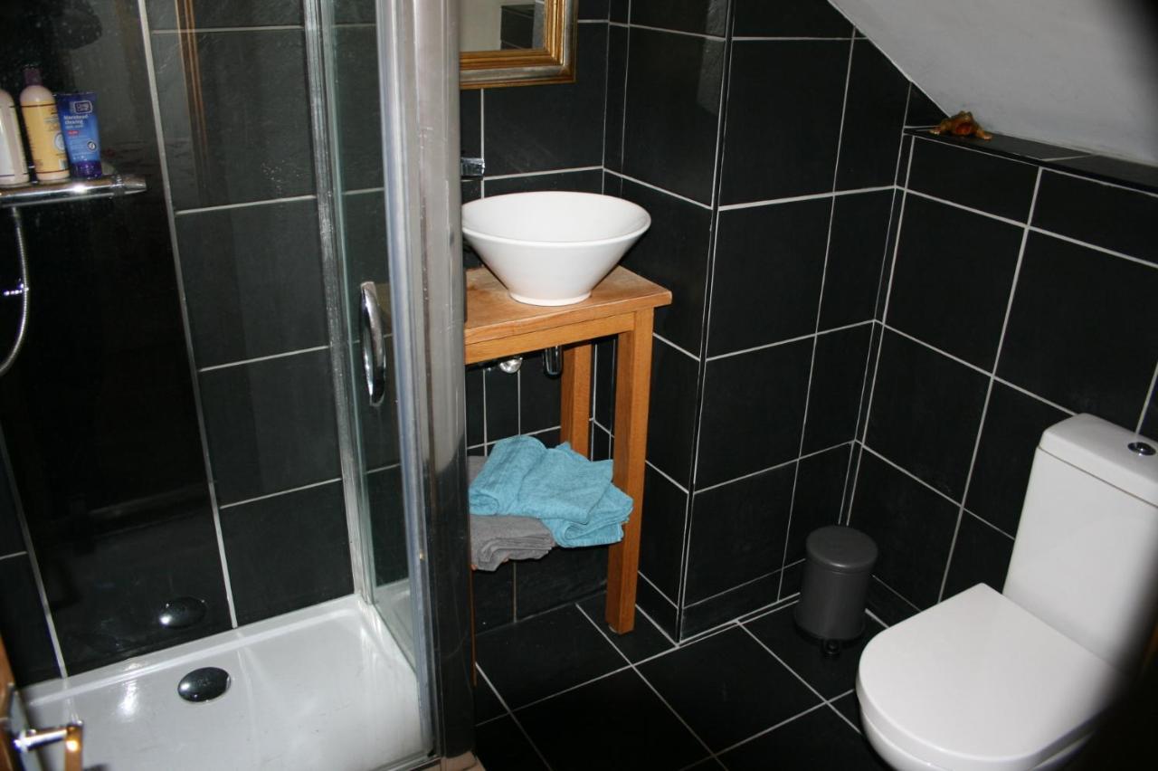 Crackin View Guest House Хексем Экстерьер фото